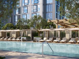 Conrad Los Angeles Pool