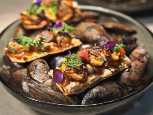 San Laurel Christmas Menu